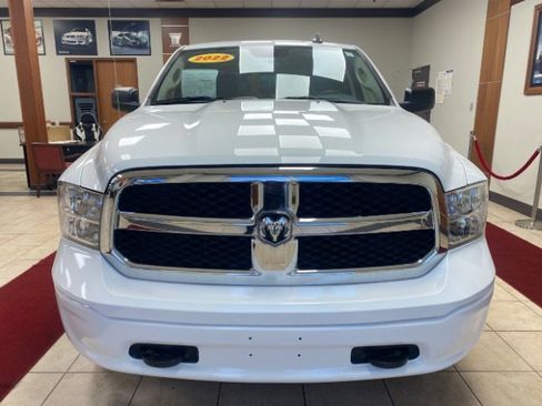 Used 2022 RAM 1500 Classic SLT w/ Electronics Group image 9