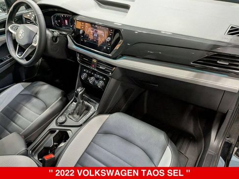 Used 2022 Volkswagen Taos SEL w/ Panoramic Sunroof Package AWD/4WD image 37