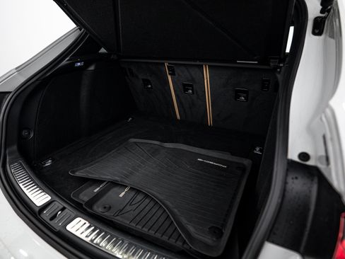 Certified 2022 Porsche Macan GTS AWD/4WD image 26