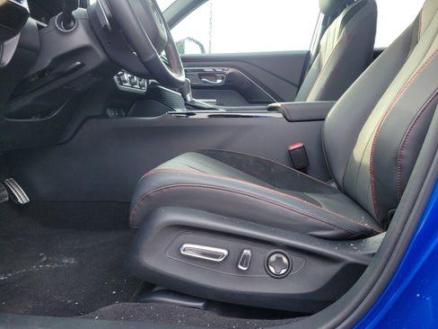 Used 2025 Acura ADX A-Spec image 17