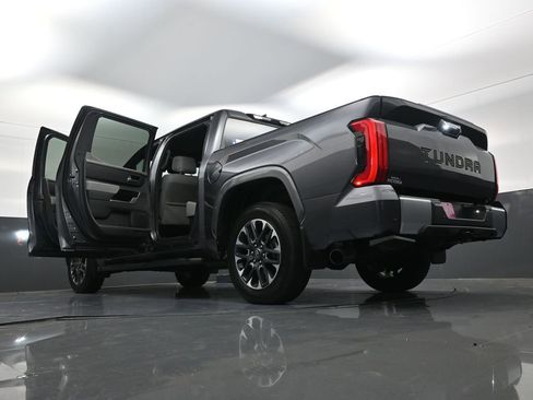 Used 2025 Toyota Tundra Limited image 28
