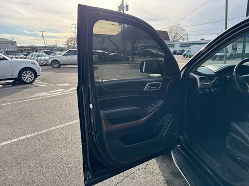 Used 2019 GMC Yukon XL Denali w/ Open Road Package image 6