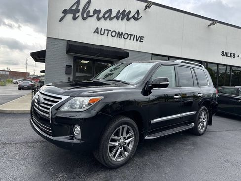 Used 2014 Lexus LX 570 4WD image 1