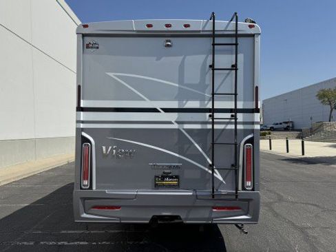 Used 2021 Mercedes-Benz Sprinter 3500 image 38