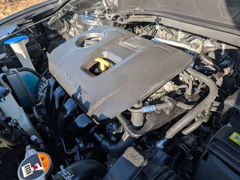 Used 2024 Kia Seltos LX image 28