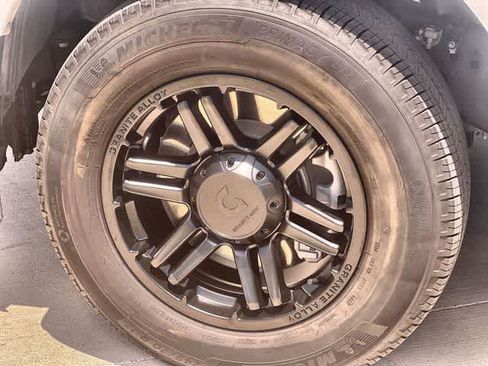 Used 2023 Ford F150 XL RWD image 9