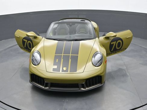 Certified 2026 Porsche 911 Carrera GTS RWD image 28