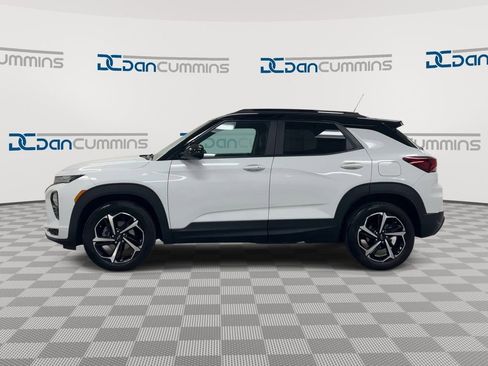 Used 2023 Chevrolet TrailBlazer RS w/ Sun and Liftgate Package AWD/4WD image 5
