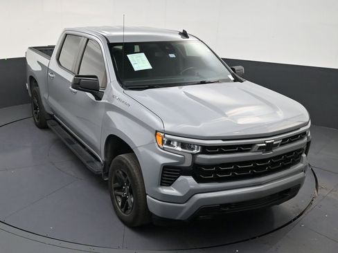Used 2024 Chevrolet Silverado 1500 RST RWD image 18