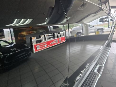 Used 2020 RAM 2500 Laramie AWD/4WD image 42