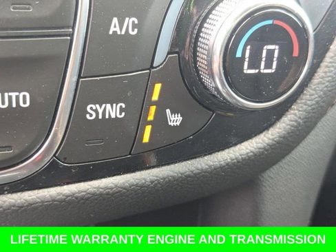 Used 2023 Chevrolet Equinox Premier AWD/4WD image 24
