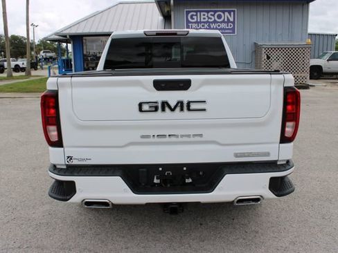 Used 2024 GMC Sierra 1500 Elevation w/ Elevation Premium Package AWD/4WD image 9