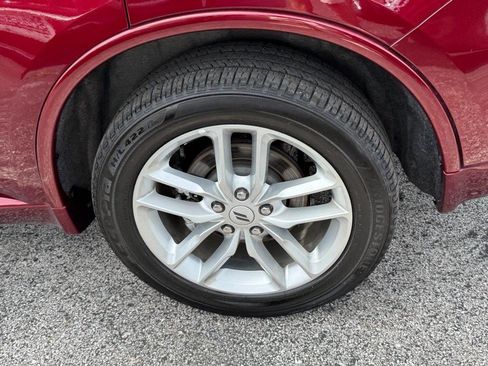 Used 2025 Dodge Durango GT AWD/4WD image 7