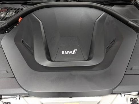 Used 2023 BMW i4 eDrive35 w/ Premium Package RWD image 31