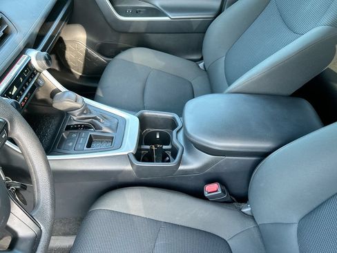 Used 2024 Toyota RAV4 LE FWD image 27