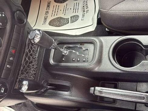 Used 2014 Jeep Wrangler Sport image 19