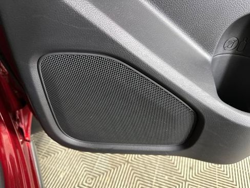 Certified 2025 Nissan Frontier PRO-4X image 29