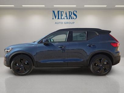 New 2026 Volvo XC40 B5 Ultra w/ Protection Package Premier