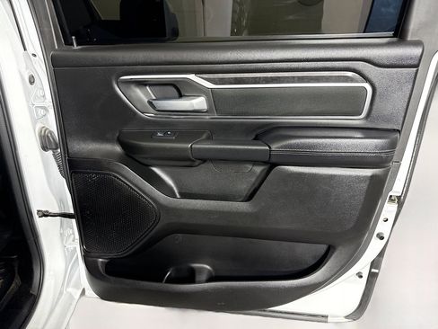 Used 2024 RAM 1500 Big Horn w/ Trailer Tow Group image 28