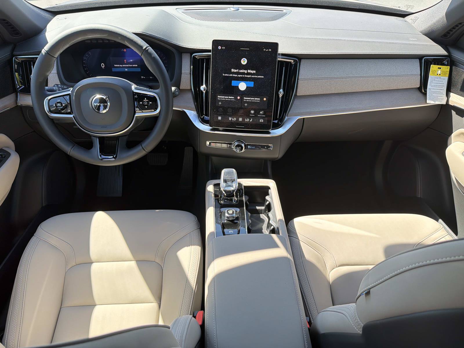 New 2027 Volvo XC90 B6 Plus AWD/4WD image 7