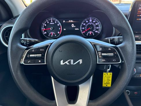 Used 2023 Kia Forte LXS FWD image 31