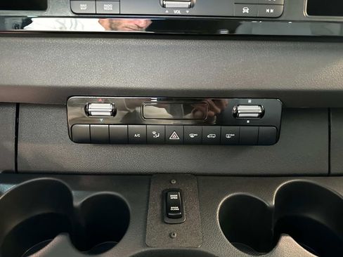 Used 2025 Mercedes-Benz Sprinter 3500 image 27