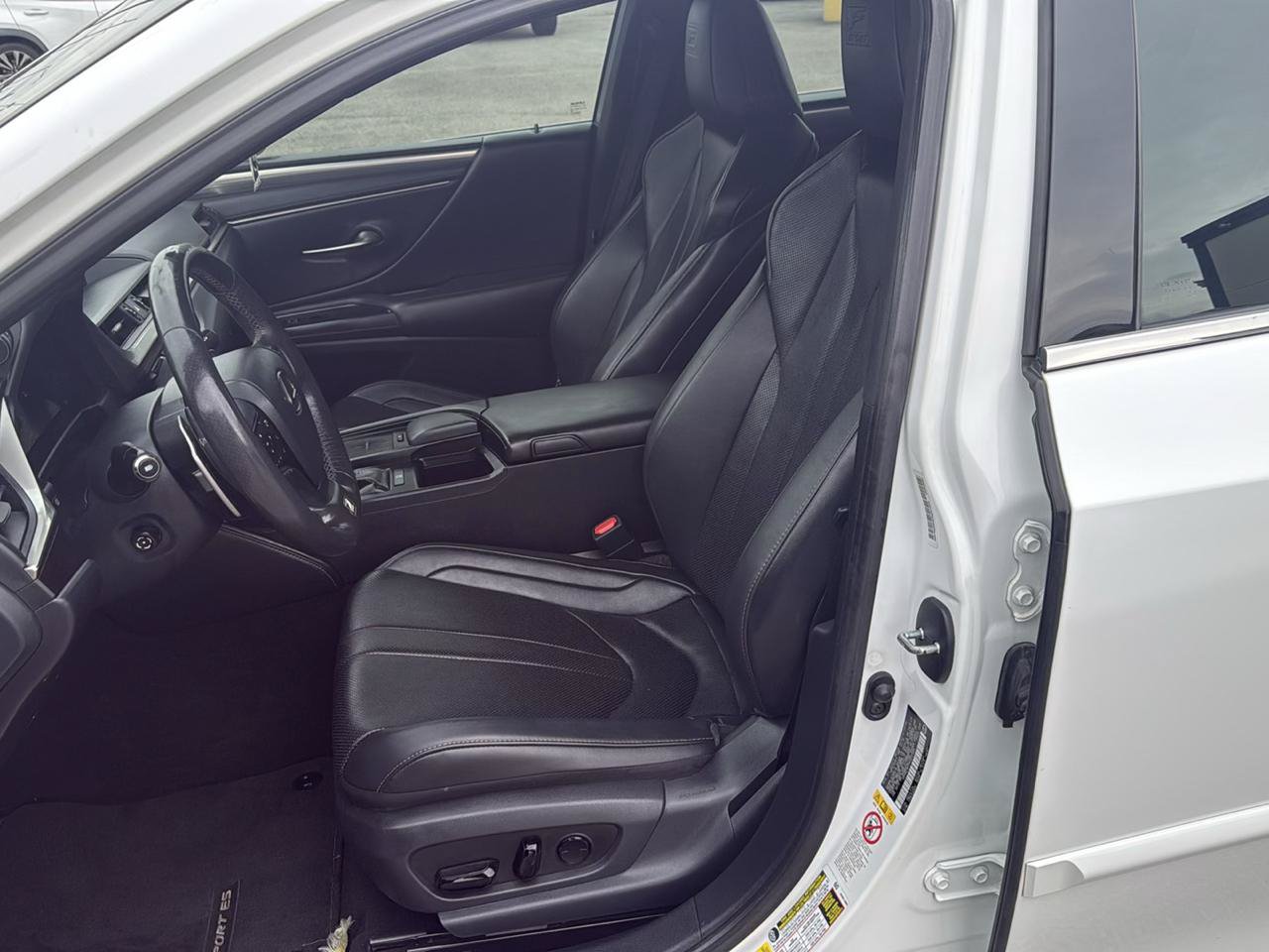 Used 2019 Lexus ES 350 F Sport w/ Accessory Package 2 FWD image 9