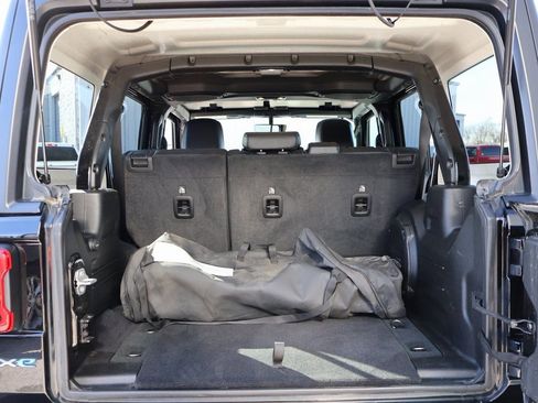 Used 2023 Jeep Wrangler Unlimited Sahara w/ Cold Weather Group image 14