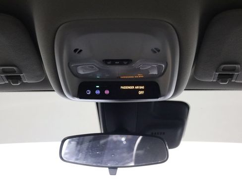 Used 2024 Buick Encore GX Preferred w/ Comfort Package FWD image 24