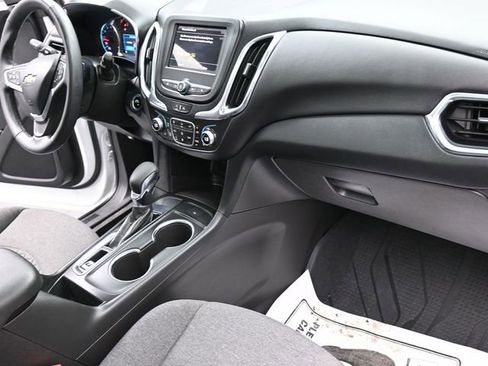 Used 2023 Chevrolet Equinox LT FWD image 28