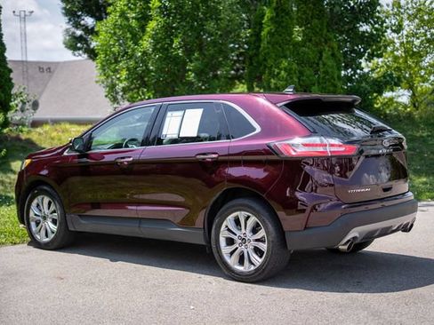 Used 2024 Ford Edge Titanium AWD/4WD image 7