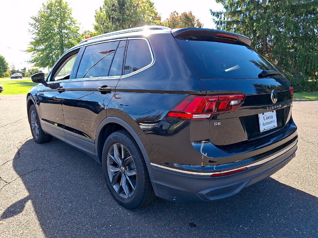 Used 2023 Volkswagen Tiguan SE AWD/4WD image 7
