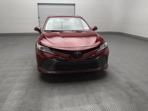 Used 2020 Toyota Camry XLE FWD image 14