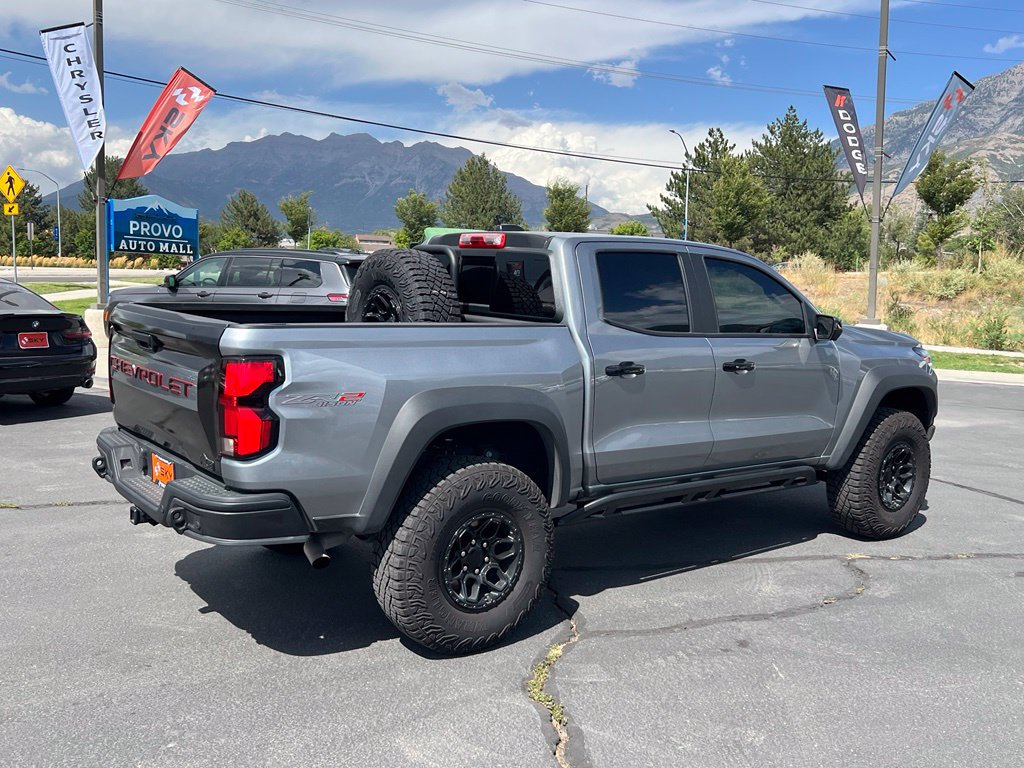 Used 2025 Chevrolet Colorado ZR2 w/ ZR2 Bison Edition AWD/4WD image 12