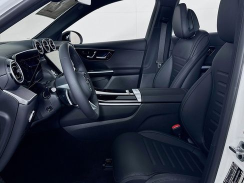 New 2026 Mercedes-Benz GLC 300 image 16
