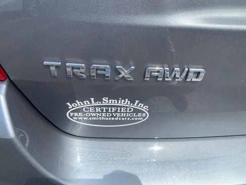 Used 2020 Chevrolet Trax LT w/ LT Convenience Package image 26