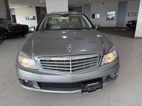 Used 2010 Mercedes-Benz C 300 Luxury image 2
