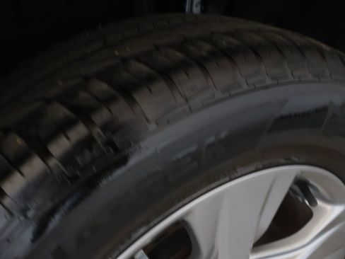 Used 2022 Toyota RAV4 XLE FWD image 32