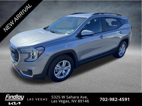 Used 2024 GMC Terrain SLE w/ Driver Convenience Package FWD image 1