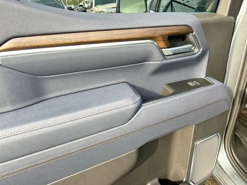 New 2026 Chevrolet Silverado 1500 High Country w/ Technology Package AWD/4WD image 17