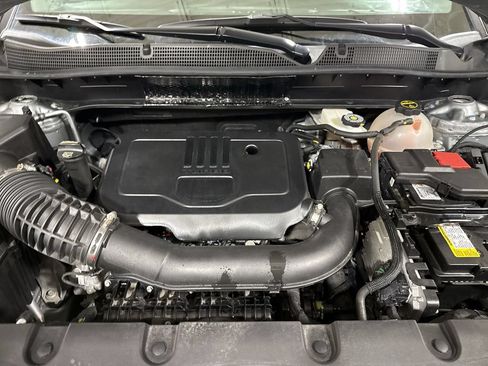 Used 2024 Chevrolet Blazer LT w/ Convenience Package FWD image 24