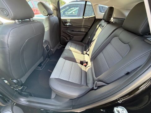 New 2026 Chevrolet Trax LT FWD image 21