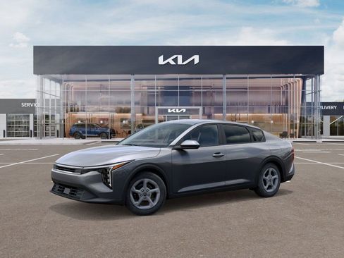 New 2025 Kia K4 FWD image 3