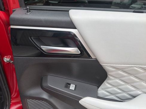 Used 2024 Mitsubishi Outlander SEL image 29