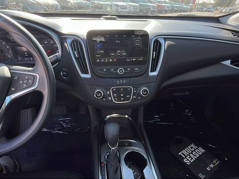 Certified 2024 Chevrolet Malibu LT image 19
