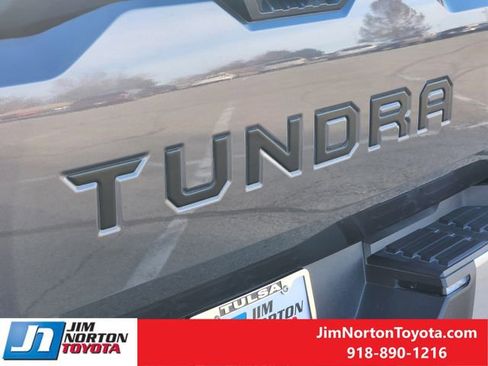 Used 2024 Toyota Tundra Limited image 12