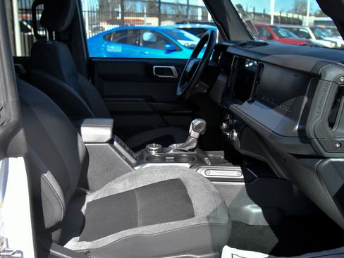 Used 2025 Ford Bronco Big Bend image 46