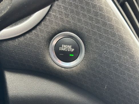Used 2023 Chevrolet Malibu LT FWD image 7
