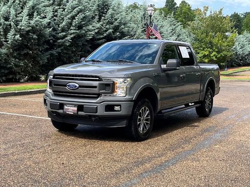 Used 2018 Ford F150 XLT w/ Equipment Group 302A Luxury AWD/4WD image 26