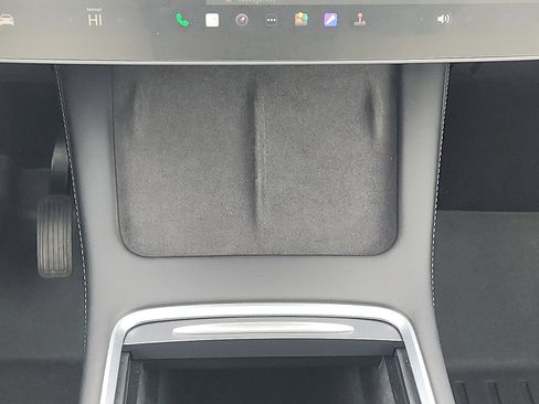 Used 2021 Tesla Model Y Long Range image 19